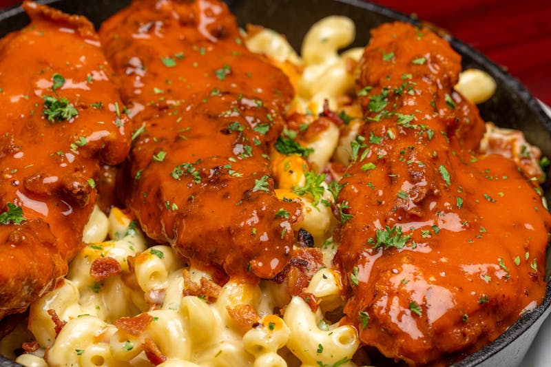 Creamy house mac and cheese side dish